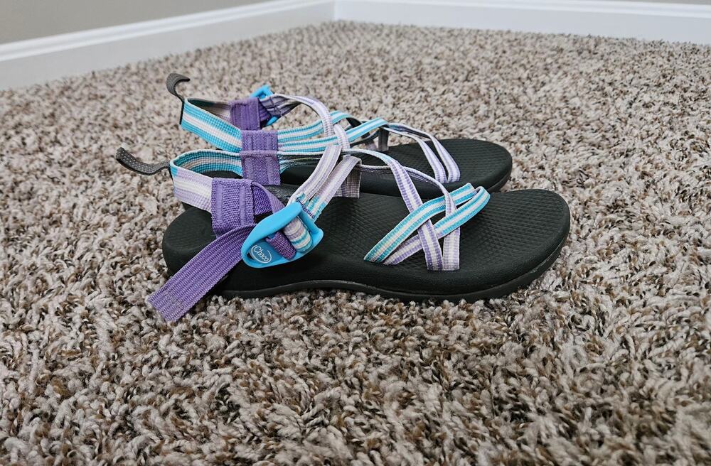 Chaco Z/2 Classic Landscapes Women's Sandals – Ridge Aqua /Purple Size 5